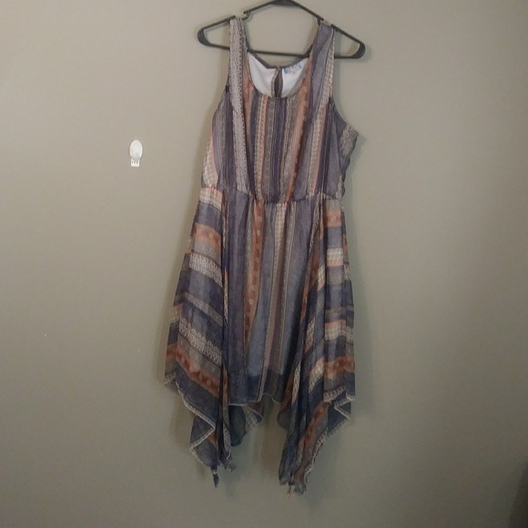 Dresses & Skirts - Handkerchief dress. flowy. Dressy. Shear. Lined.